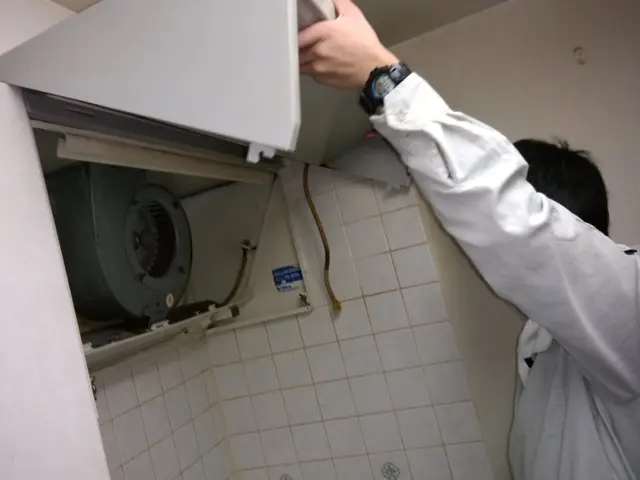 換気扇・レンジフード分解クリーニング・油汚れ除去サービスの画像