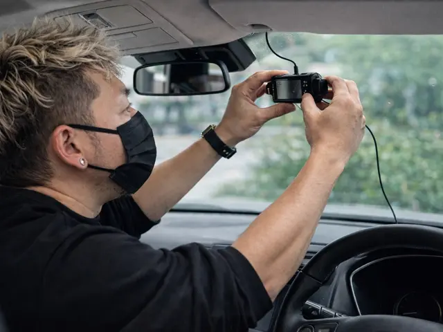 ドライブレコーダーの取付サービスの画像