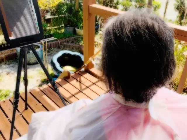 国家資格を持ち介護の資格を取得し、住み慣れた自宅や介護施設へお伺いしています。サービスの画像