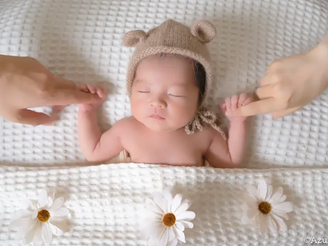 ニューボーンフォト、育児相談しながら丁寧に撮影♪