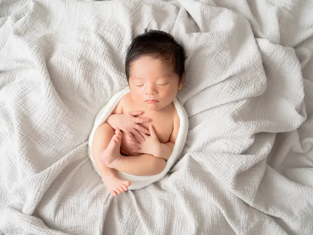 ニューボーンフォト、育児相談しながら丁寧に撮影♪