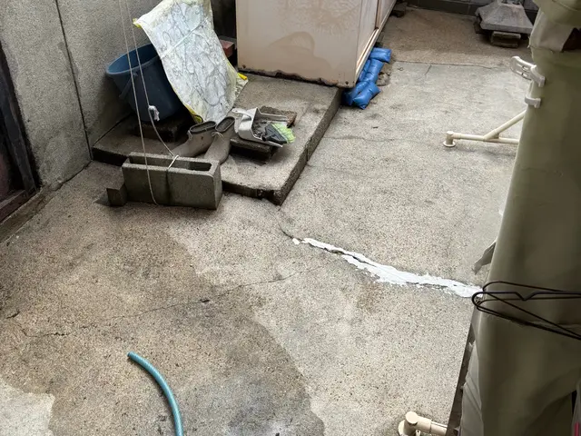 10年の経験で輝くベランダ！丁寧作業で驚きの清潔感サービスの画像