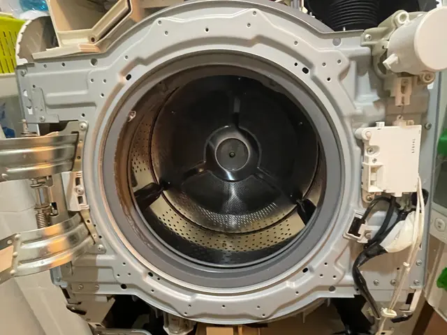 ご要望が多い【排水溝、排水ホース清掃】を標準清掃で実施！不要時は連絡ください！サービスの画像