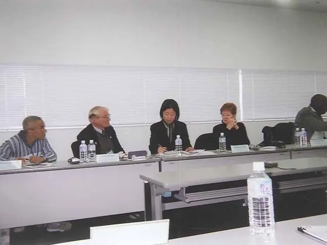 英日出張通訳【対応エリア外も応相談】サービスの画像