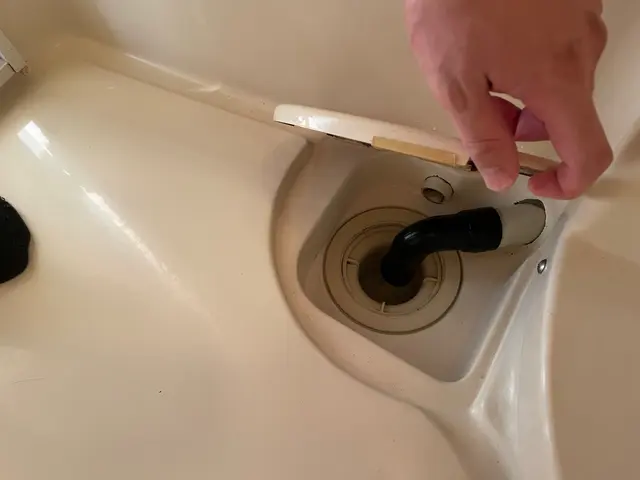 特別価格☆エプロン内部、浴室換気扇！実はカビで汚れます！カビを吸わないで！サービスの画像