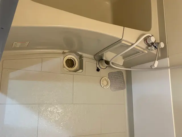 特別価格☆エプロン内部、浴室換気扇！実はカビで汚れます！カビを吸わないで！サービスの画像