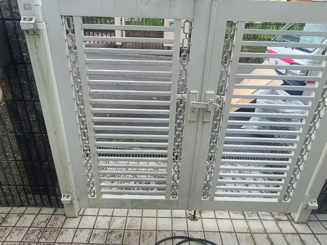 ◆予約から施工まで100%自社対応◎女性スタッフ同行可能◎仕上がり保証ありサービスの画像