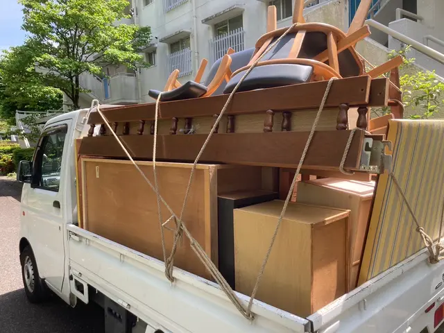 豊富な経験でお客様に寄り添う安心の出張回収＆お探しものも見つかる丁寧作業サービスの画像