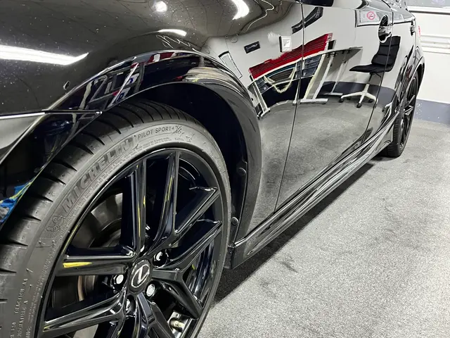 【業界20年！！】塗装の◎素肌から整える本格コーティング◎ 自社ガレージ有りサービスの画像