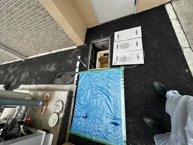 グリストラップ清掃サービスの画像