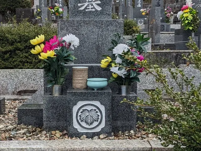 創業13年・ペイペイ支払いOK！お墓のお掃除とお参りの代行サービスの画像