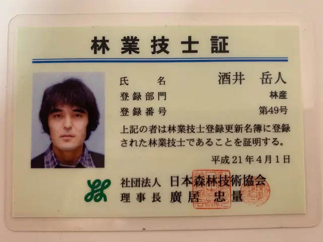 丁寧な草むしり★手作業でキレイに除草致します！お気軽にご相談ください。サービスの画像