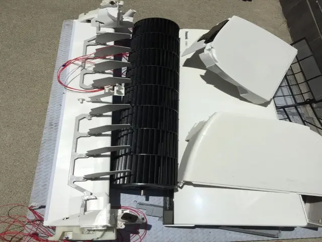 安心のエアコン修理（壁掛けタイプの水漏れ）♪サービスの画像