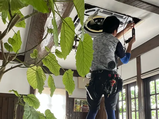 ★高評価！ご自宅・店舗◎壁掛けエアコンも同時OK！2台以上割引有！消臭抗菌無料！サービスの画像