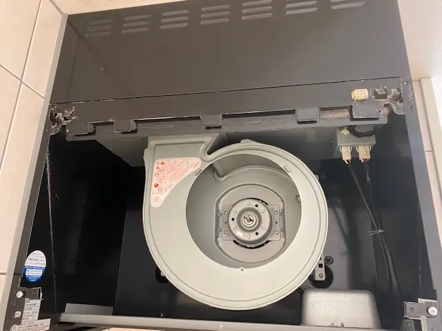 ◆予約から施工まで100%店長自ら対応◎土日祝日も対応可能★賠償保険加入済みですサービスの画像