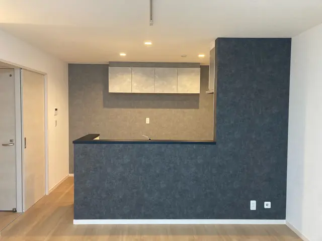 アクセントクロス多数取り揃えております！施工面.色柄.全体のバランスご提案しますサービスの画像