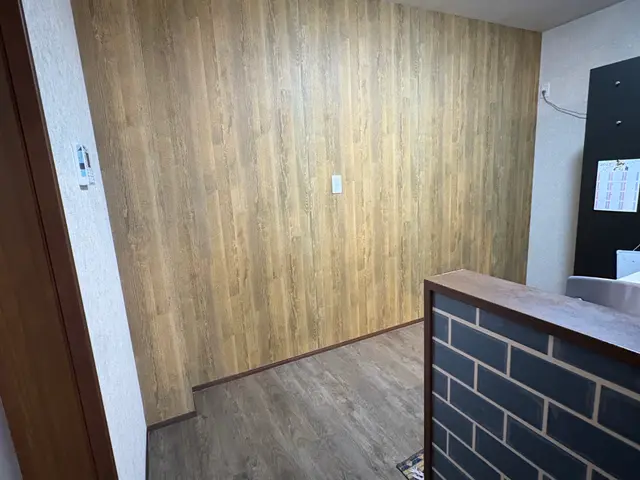 アクセントクロス多数取り揃えております！施工面.色柄.全体のバランスご提案しますサービスの画像