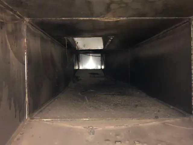 【住居宅向け】換気ダクト清掃・台所、浴室、トイレに対応！セットで頼むとお得です！サービスの画像