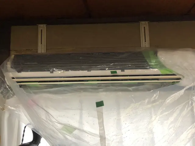 損害保険加入済◎駐車場代は当店が負担します！通常壁掛けエアコン洗浄サービスの画像