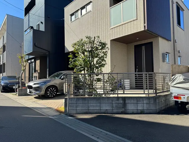 【土日祝対応可】一級造園技能士施工☆初回庭木消毒サービス無料★損害保険加入済サービスの画像