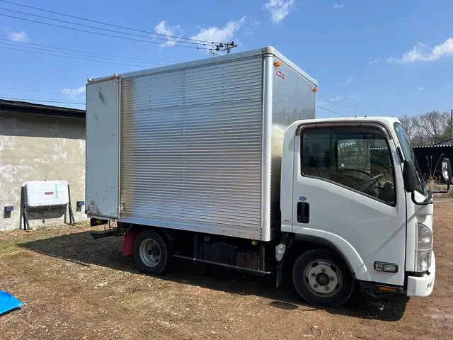 業界歴3年のプロがスピードと丁寧さを兼ね備えた不用品回収を提供！サービスの画像