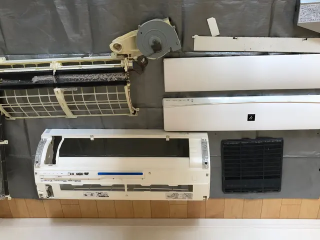 《業歴12年》☆ありがとうございます！☆細かい部分も分解するエアコンの本格洗浄！サービスの画像