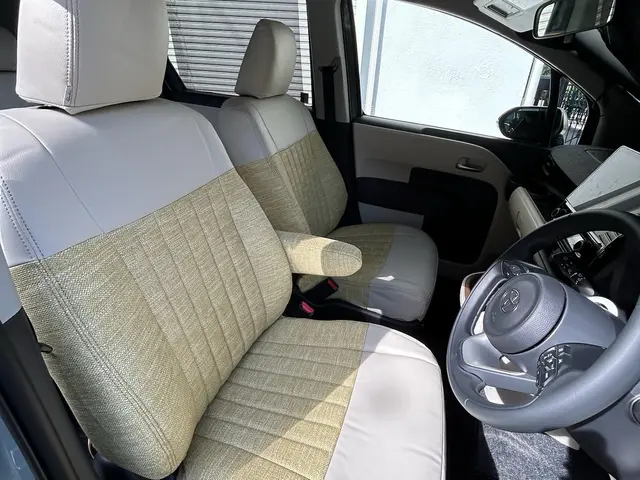 シートカバー取付(ご自宅〜職場までご都合に合わせた出張可)サービスの画像