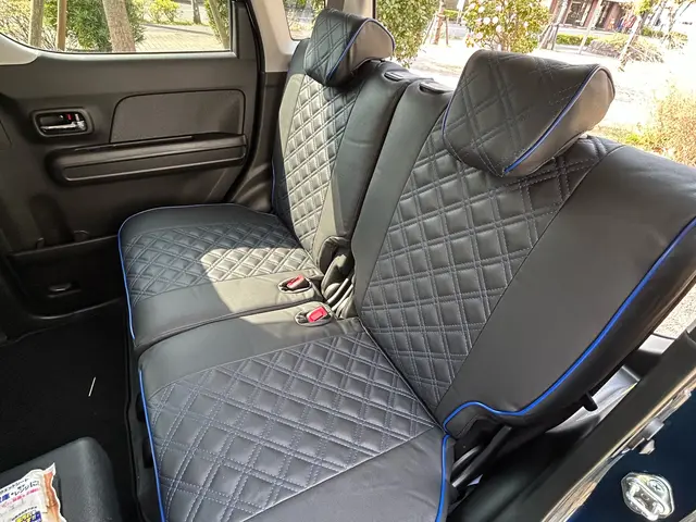 シートカバー取付(ご自宅〜職場までご都合に合わせた出張可)サービスの画像