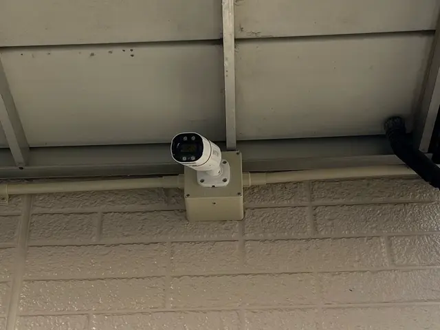 電気工事歴15年の経験で安心施工★損害保険加入済み カメラの選定もご相談くださいサービスの画像