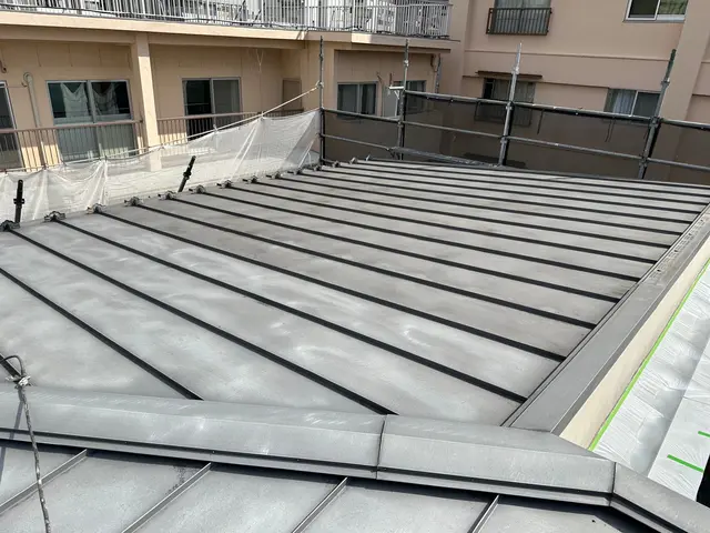 「屋根塗装工事」完全自社施工・一級塗装技能士がお家の屋根を綺麗に長持ちさせます！サービスの画像