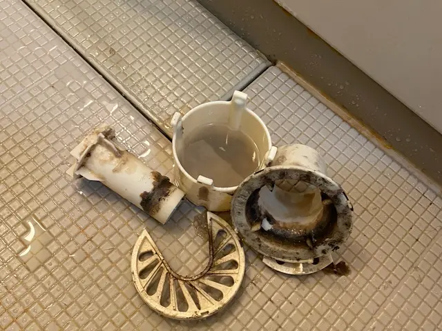 臭いが気になりだしたり、異音や排水の速度に違和感を感じたらメンテのサインですサービスの画像