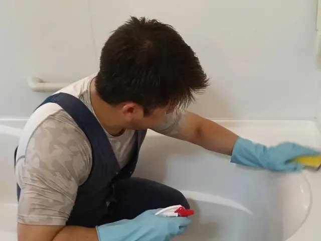 ◉カビ◉水垢◉石鹸カス徹底除去！お風呂と『ついでに』セットもお得に好評中です！！サービスの画像