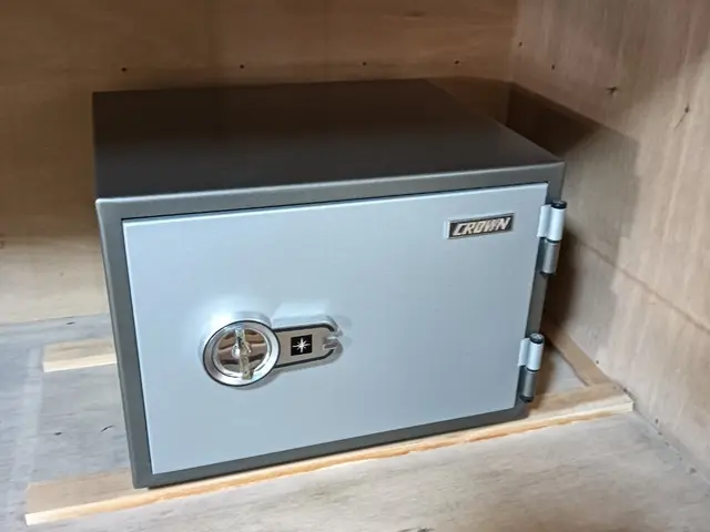 家庭用金庫・業務用金庫の鍵開け・シリンダー交換・金庫販売・金庫廃棄サービスの画像