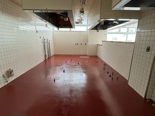 足腰サポート！ ペットと一緒に笑顔になれる床にします！サービスの画像