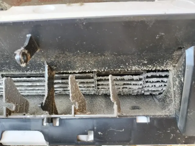 エアコン工事も出来るプロが洗浄◆3度洗い◆電気工事士サービスの画像