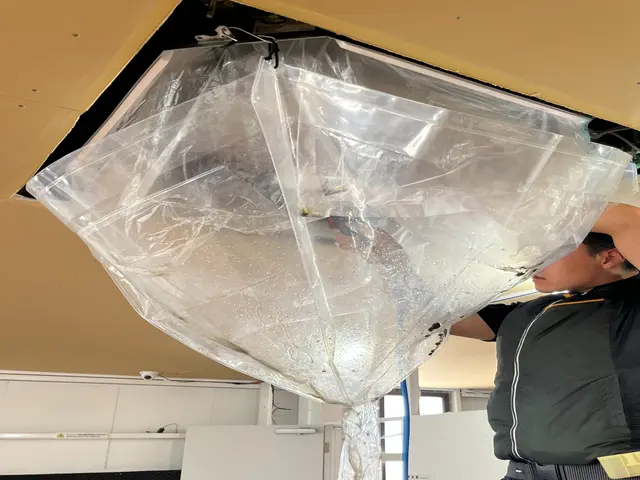 ★業務用エアコン １４,３００円★ 一週間の施工・製品保証付！追加料金一切なし！サービスの画像