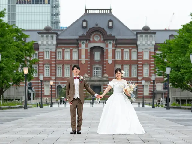 結婚式の前撮から記念日デートの写真まで、ウエディングフォトグラファーが撮影します