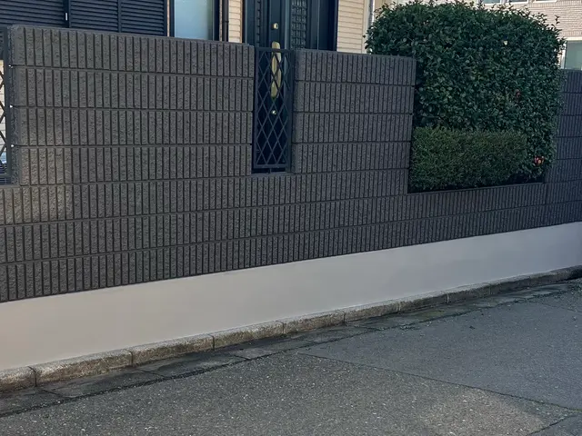 ブロック塀の塗装サービスの画像