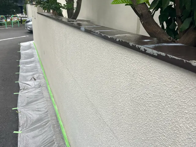 ブロック塀の塗装サービスの画像