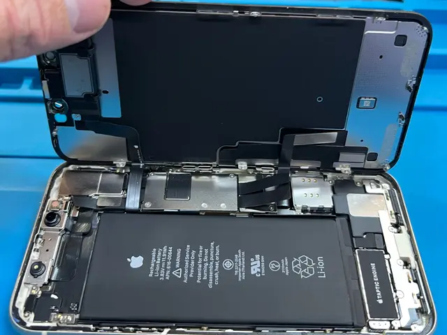 スマホ修理（iPhone/Android）画面交換サービスの画像