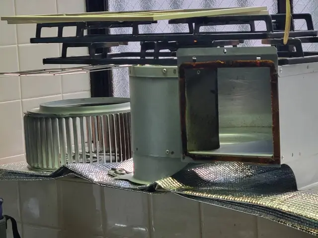 【好評】フッ素コート仕上げ♪プロの技術で丁寧にツルッとピカピカに仕上げます!サービスの画像