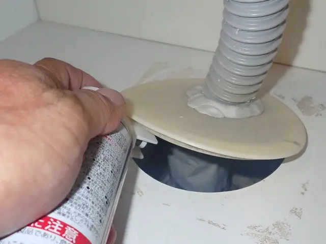 茨木より。最新薬剤により既存の薬剤に抵抗性を持つチャバネゴキブリも確実に駆除。サービスの画像