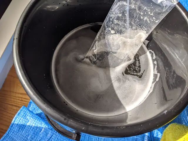 消臭抗菌剤無料[夜間・早朝・複数台対応可]年間数百件の作業実績 損保加入中サービスの画像