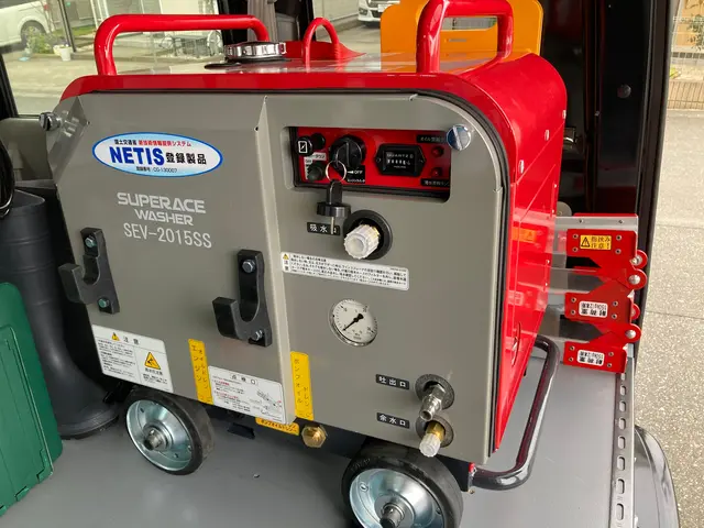 集合住宅の排水管洗浄はお任せください。　＊工事保険加入済みサービスの画像