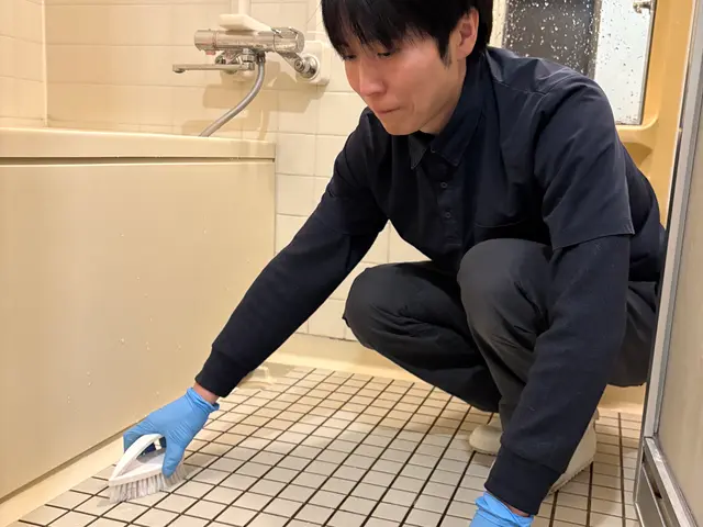 【3月限定】浴室クリーニングご依頼で洗面台 or トイレ 無料サービスサービスの画像