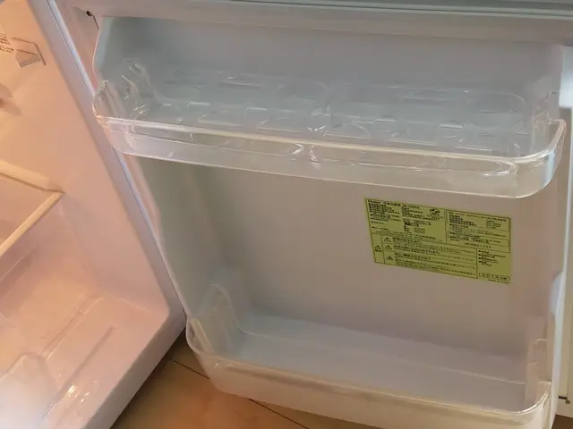 冷蔵庫内部 綺麗にします☆スチームクリーナー 高圧洗浄機使用可能サービスの画像