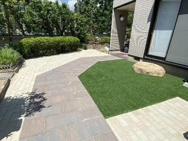 風と緑に命を宿す庭作り！！本物の庭師が仕上げた掲載写真を御覧下さい。サービスの画像