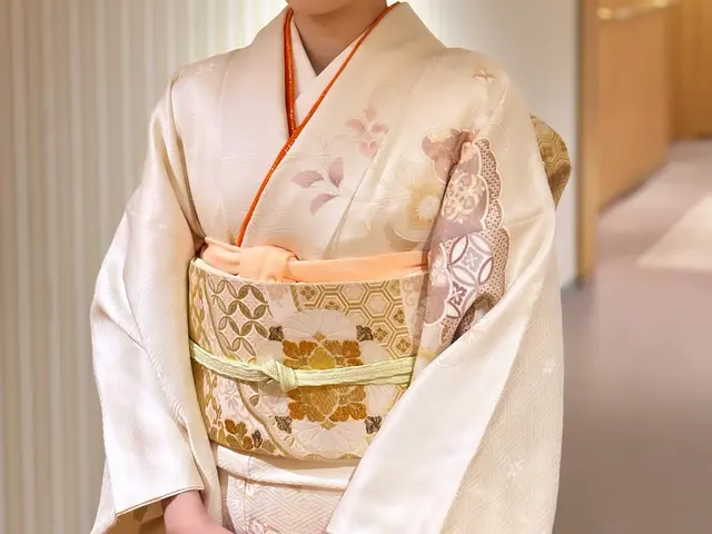 経験10年/コンテスト受賞経験有のプロが出張。理想の着物姿を叶えます。