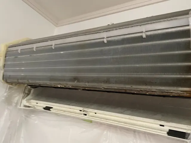 月100台以上の実績！複数台で割引◎高性能機種対応可！独自施工でカビ、汚れ除去◎サービスの画像