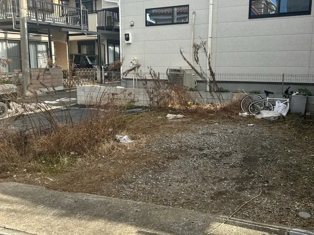 【リピーター続出】妥協なしの超丁寧作業！草むしり・剪定・お庭の整理はここで完結！サービスの画像